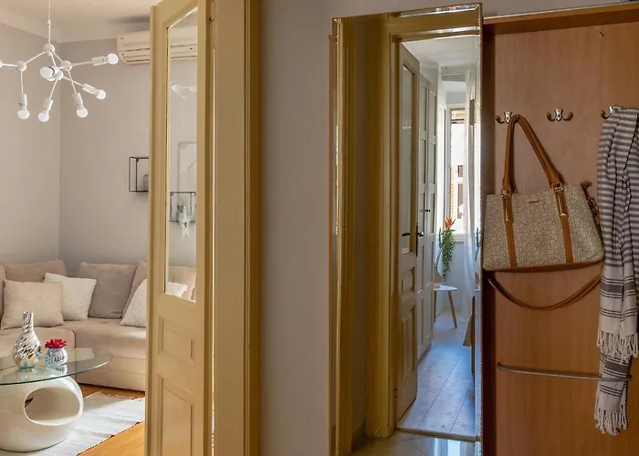 Next To Amphitheatre Apartman Pula