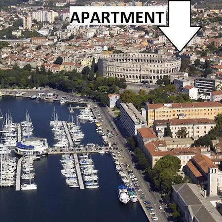 Next To Amphitheatre * بولا